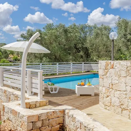 度假居 Trullo Quattro Carrini Con Piscina