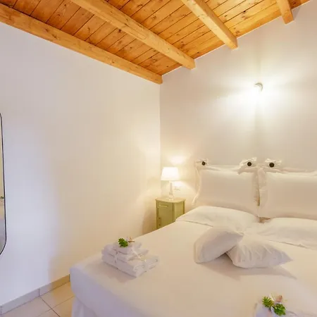 Trullo Quattro Carrini Con Piscina 切列梅萨皮卡